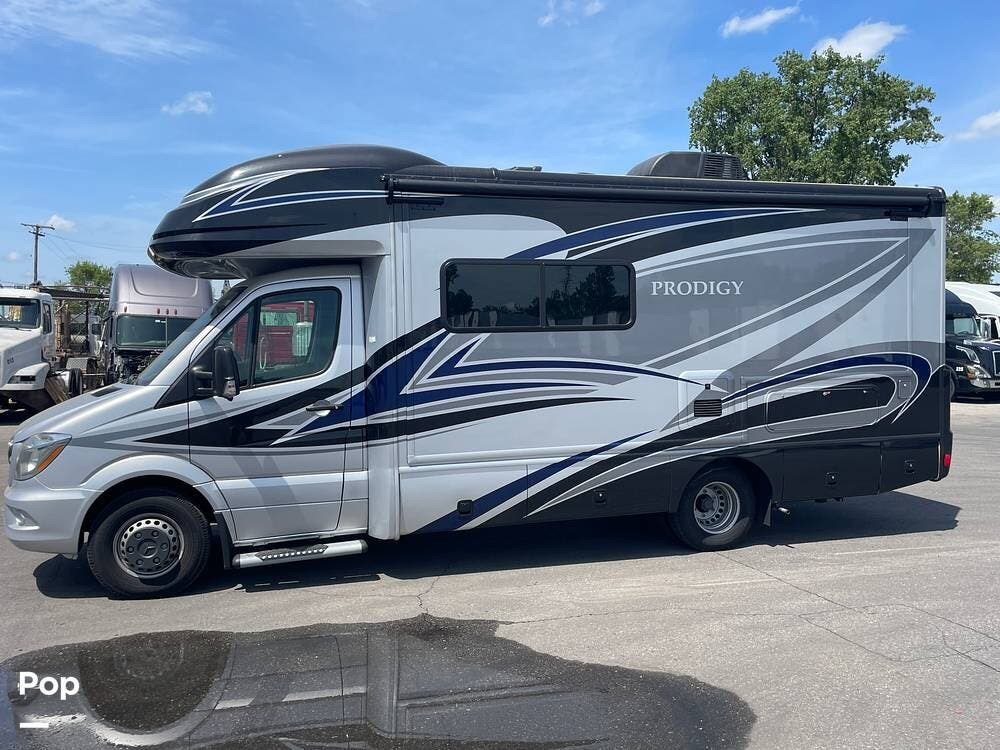 Used 2019 Holiday Rambler Prodigy Holiday Rambler  24B available in Warren, Michigan