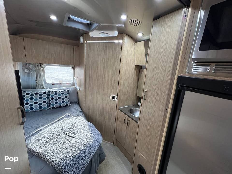 Used 2017 Airstream Flying Cloud 23d available in Montgomery, Texas