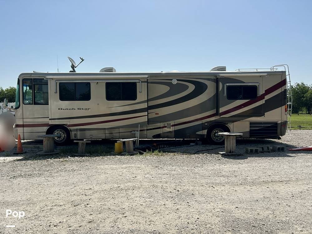 2002 Newmar Dutch Star 4095 - Used Diesel Pusher For Sale by Pop RVs in Haslet, Texas features Awning, Generator, Leveling Jacks, Air Conditioning, Slideout