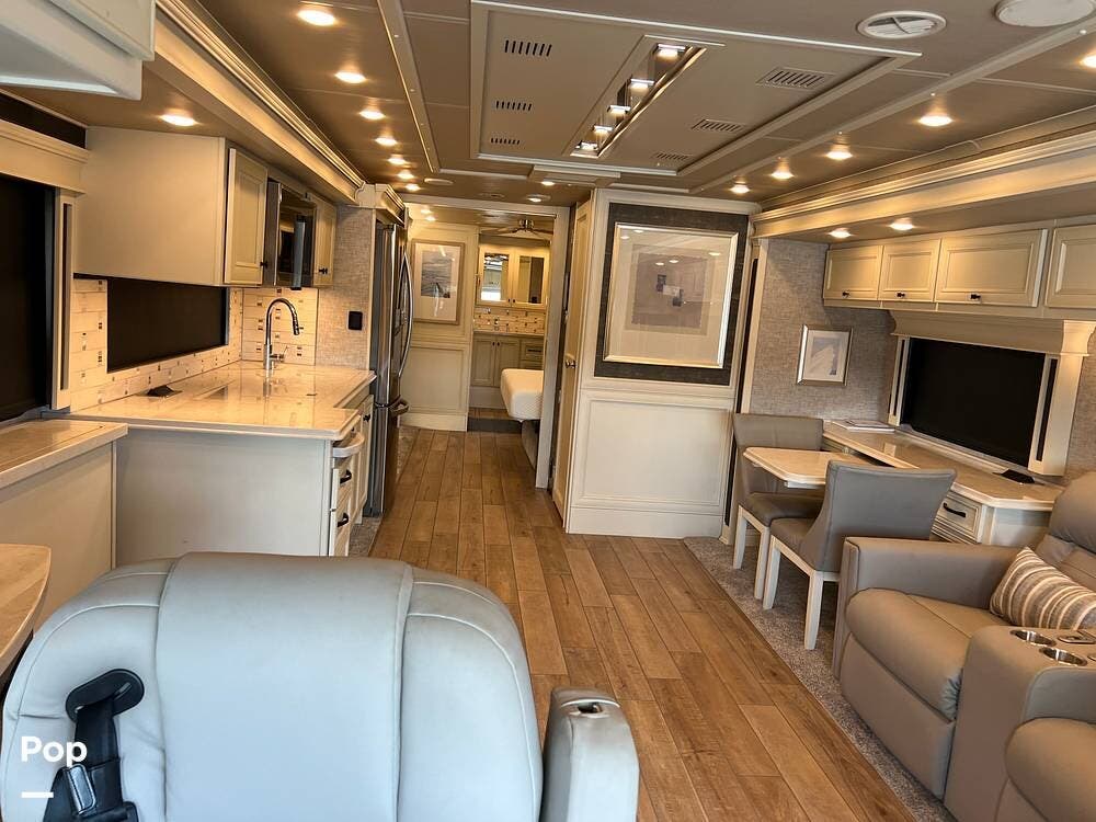 2023 Phaeton 37BH by Tiffin from Pop RVs in Georgetown, Texas