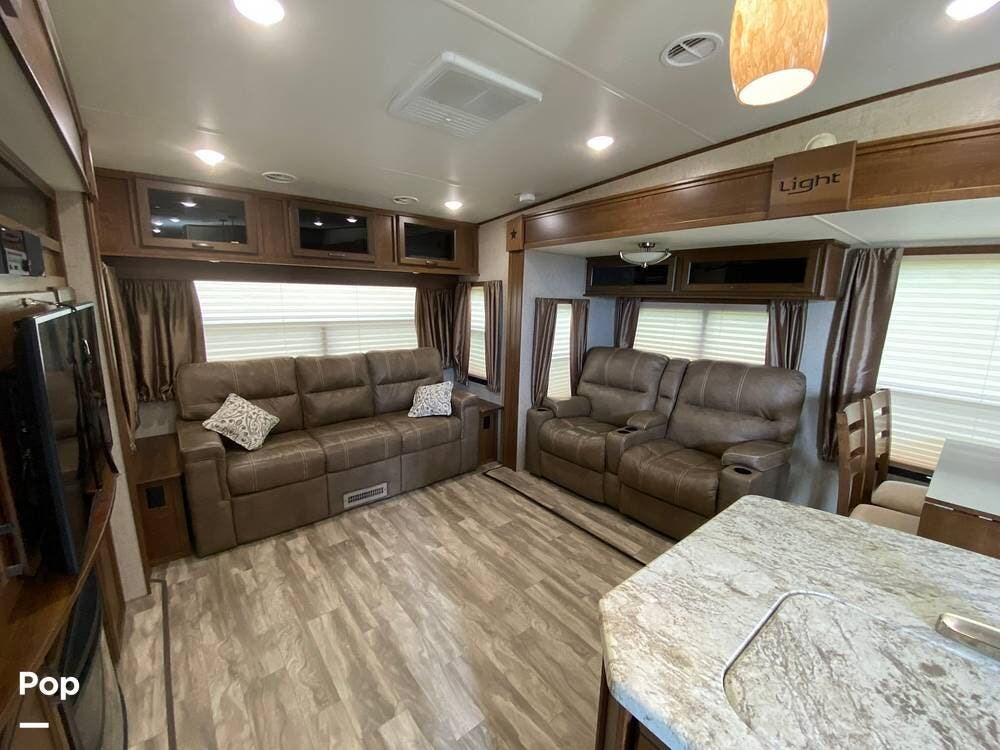Used 2018 Highland Ridge Light 291RLS available in Kenton, Ohio