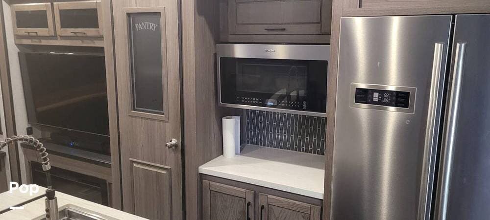 2021 Cameo 3891mk by CrossRoads from Pop RVs in Saint Petersburg, Florida
