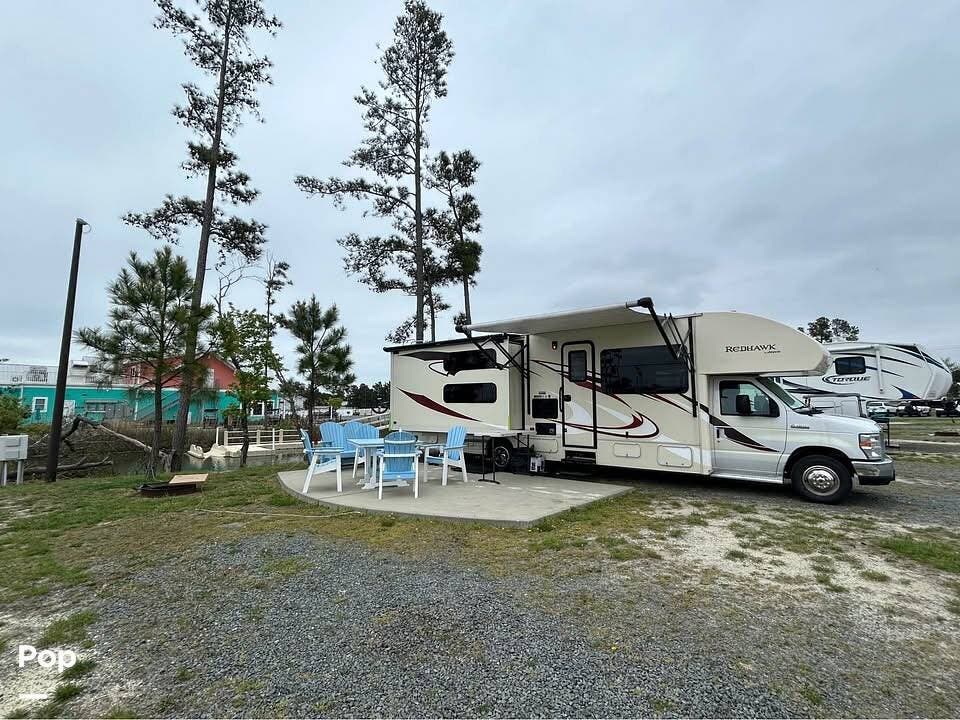 Used 2016 Jayco Redhawk 31xl available in Liverpool, New York