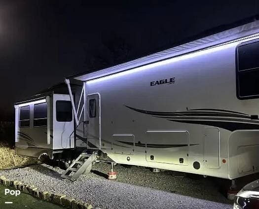 2022 Eagle 355MBQS by Jayco from Pop RVs in Hiawatha, Kansas
