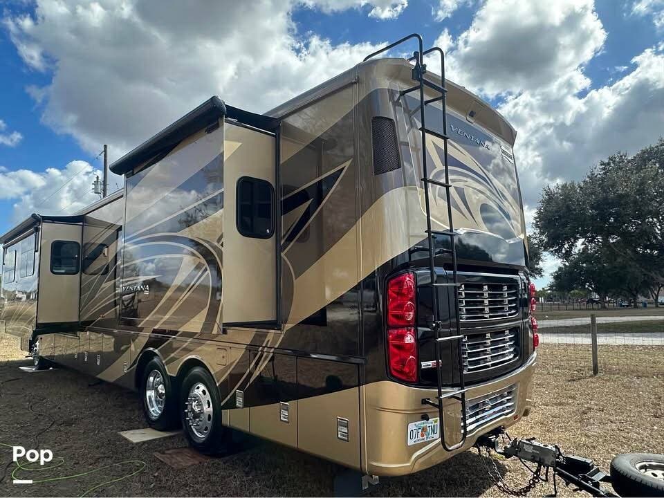 2016 Newmar Ventana 4311 - Used Diesel Pusher For Sale by Pop RVs in Myakka City, Florida features Leveling Jacks, Slideout, Generator, Air Conditioning