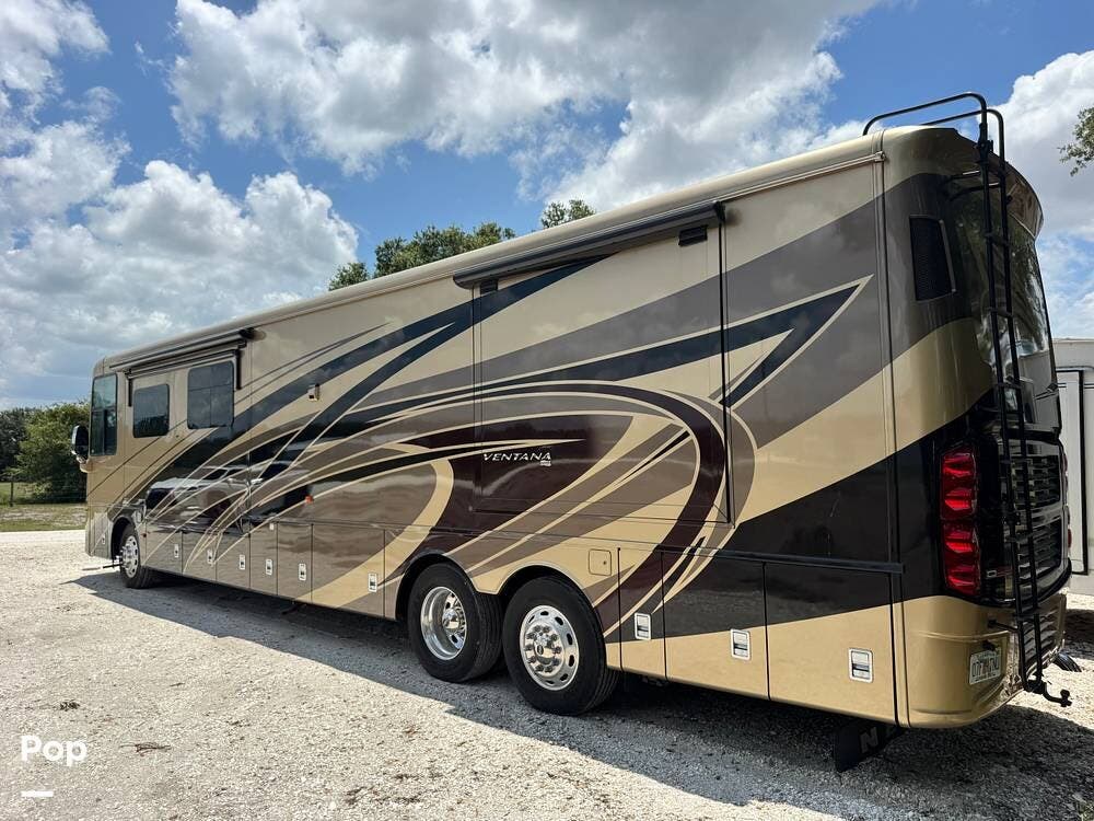 2016 Newmar Ventana 4311 - Used Diesel Pusher For Sale by Pop RVs in Myakka City, Florida features Air Conditioning, Leveling Jacks, Generator, Awning, Slideout