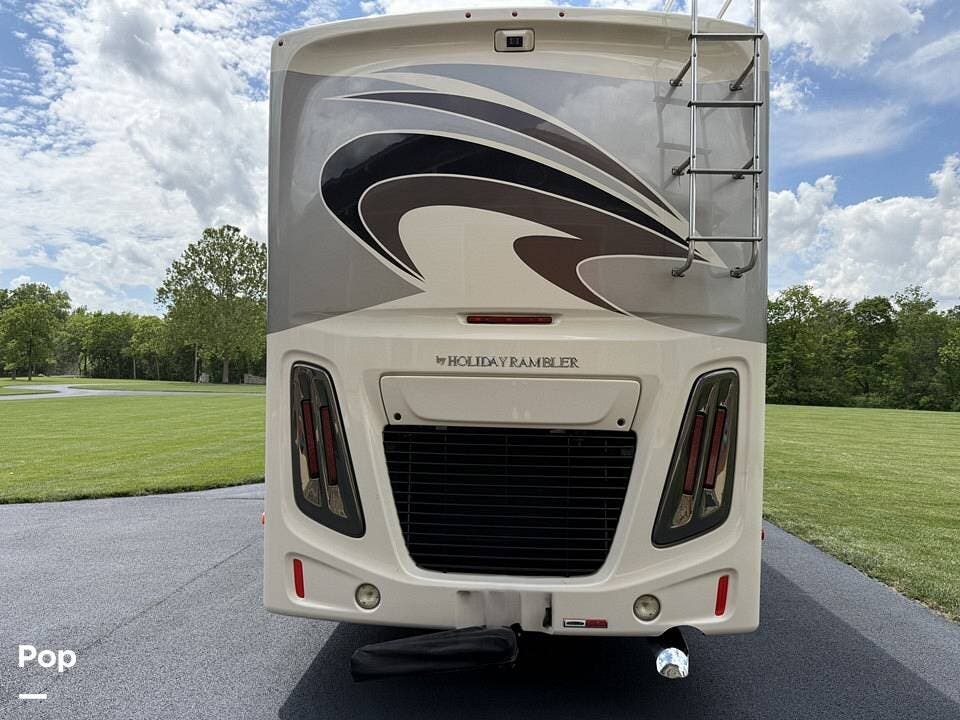 Used 2018 Holiday Rambler Navigator 38F available in Tiffin, Ohio