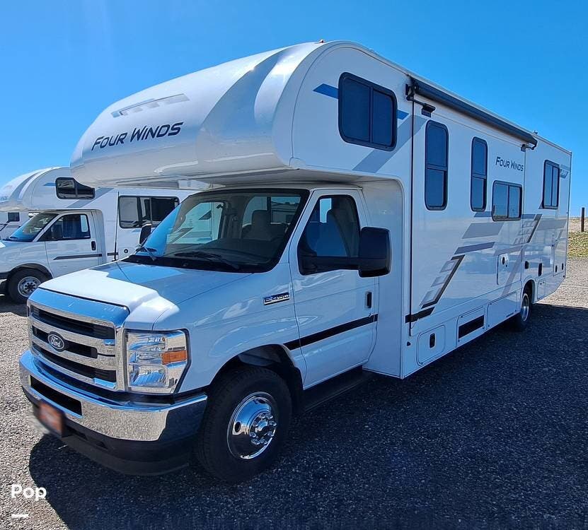 2027 Thor Motor Coach Four Winds 28Z - Used Class C For Sale by Pop RVs in Aurora, Colorado features Generator, Air Conditioning, Awning, Slideout