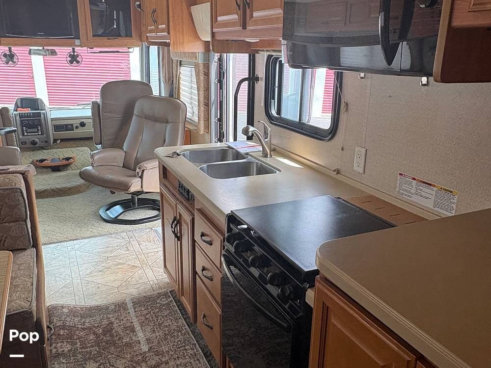 Used 2010 Fleetwood Bounder 35H available in Gallatin, Tennessee