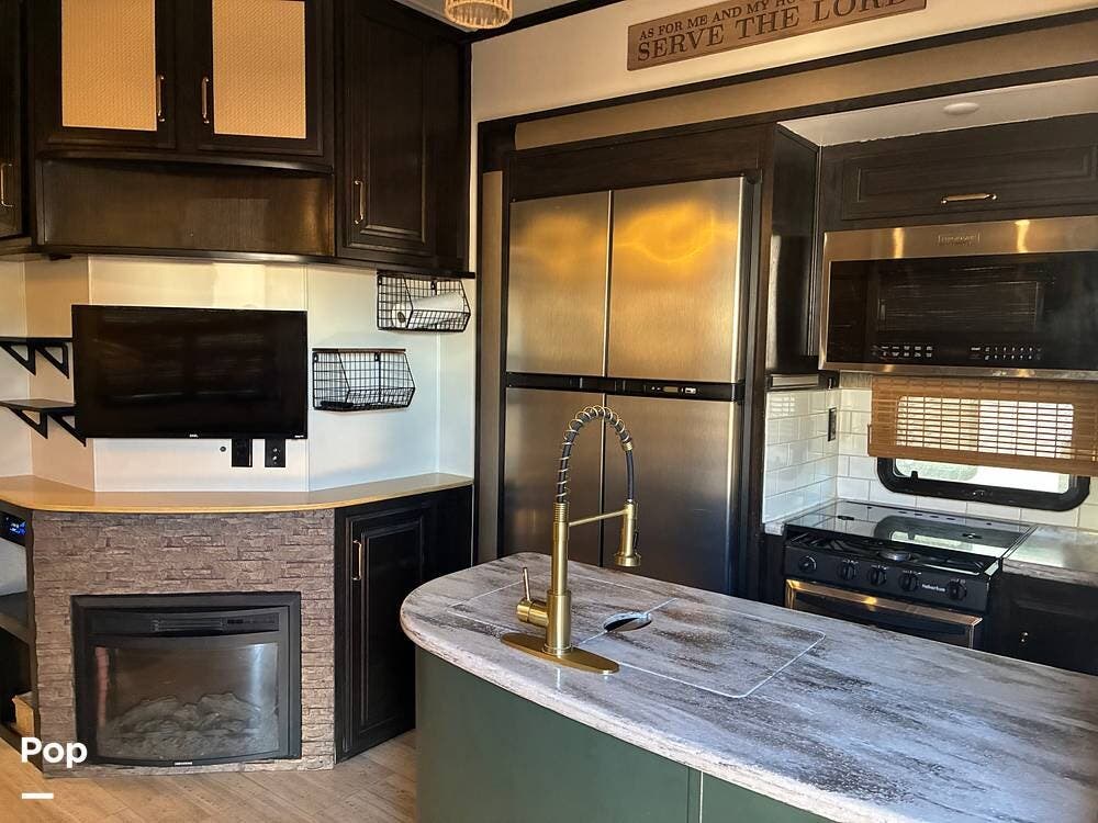 2015 Momentum 388M by Grand Design from Pop RVs in Casa Grande, Arizona