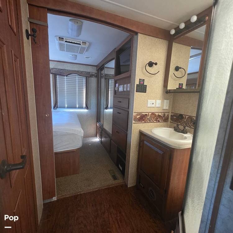 Used 2007 Jayco Seneca HD 35 GS available in Paso Robles, California