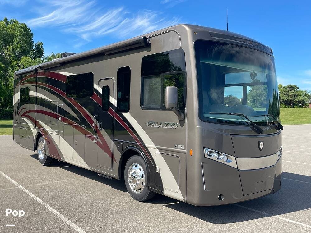 Used 2019 Thor Motor Coach Palazzo 33.2 available in Shelby Township, Michigan