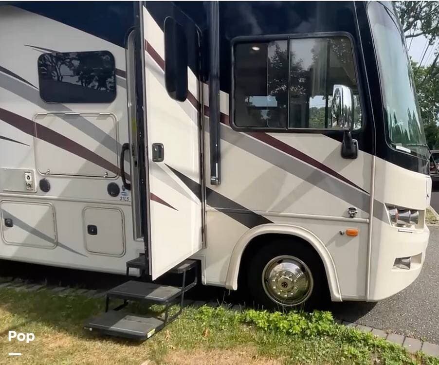 2019 Georgetown GT5 31L5 by Forest River from Pop RVs in Centereach, New York