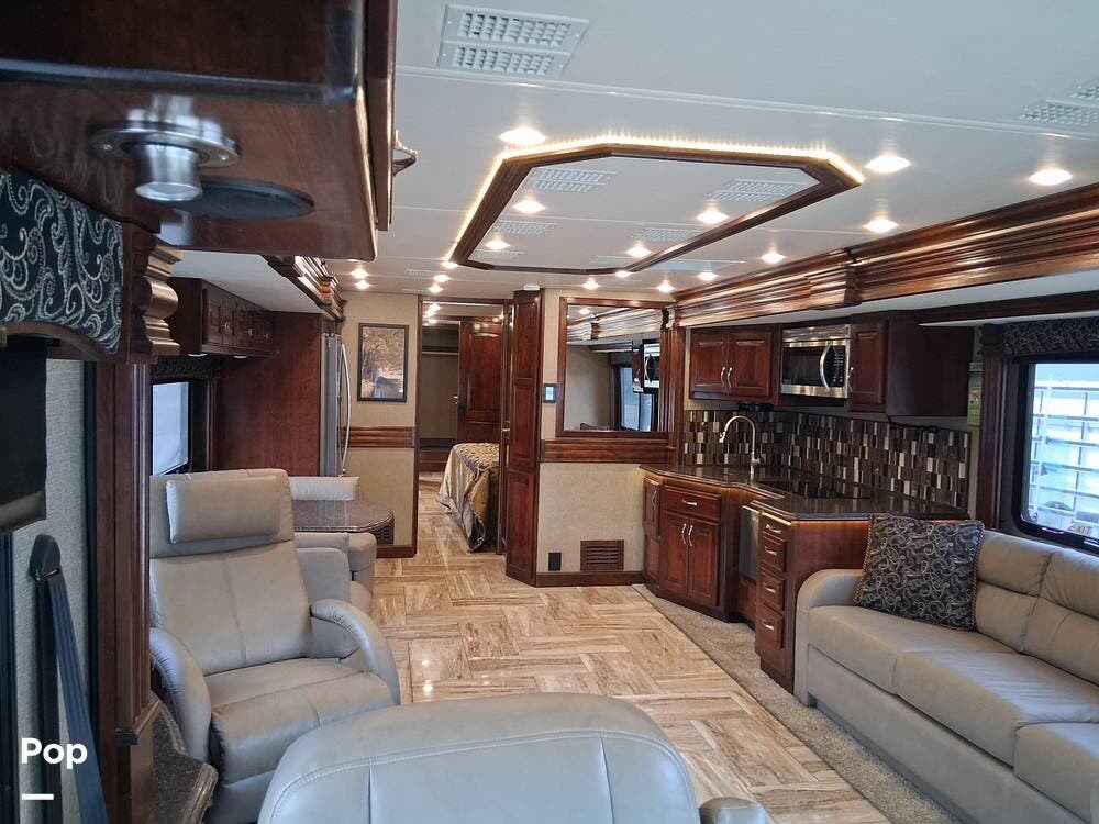 2018 Discovery LXE 44H by Fleetwood from Pop RVs in Waterford, Michigan