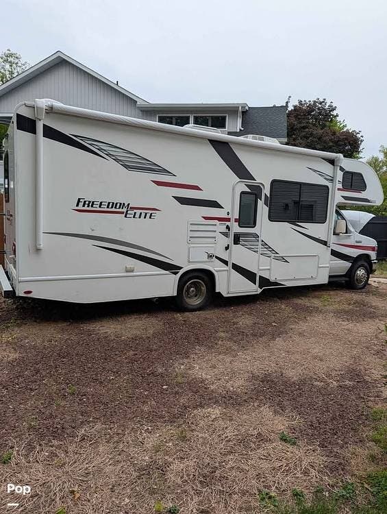 2020 Freedom Elite 27fe by Thor Motor Coach from Pop RVs in Newtown, Pennsylvania