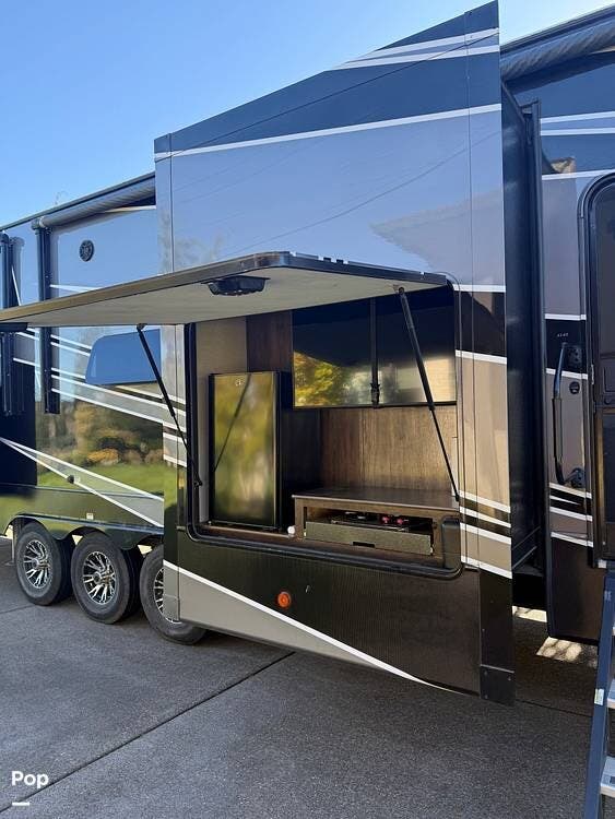 Used 2020 Dutchmen Voltage 4145 available in Oregon City, Oregon