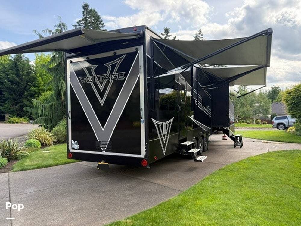 Used 2020 Dutchmen Voltage 4145 available in Oregon City, Oregon