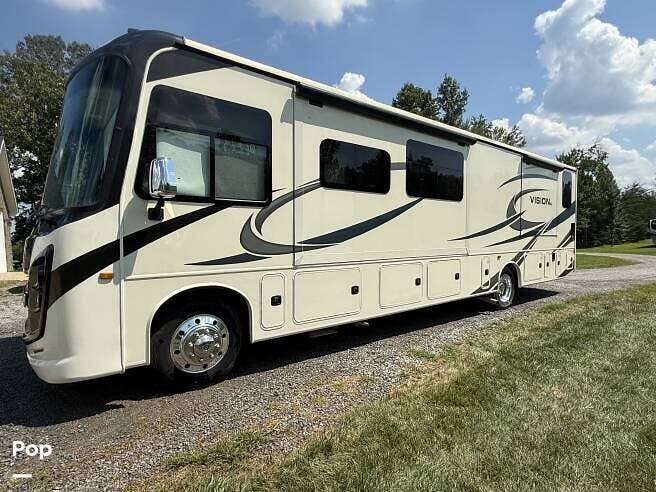 2021 Entegra Coach Vision XL 36A - Used Class A For Sale by Pop RVs in Greenville, Kentucky features Air Conditioning, Generator, Awning, Slideout