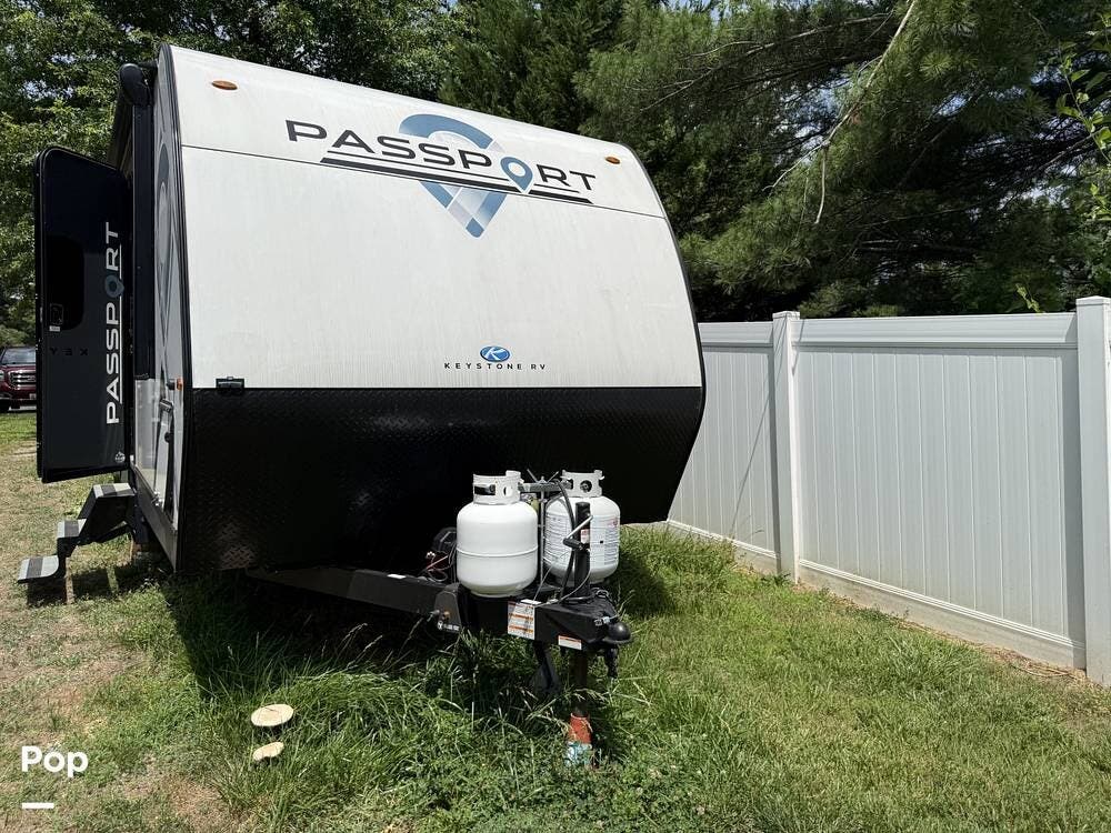 Used 2025 Keystone Passport 224RK available in Fulton, Maryland