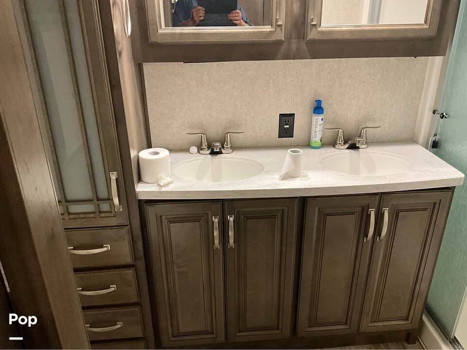 2019 Montana 3761FL by Keystone from Pop RVs in Carthage, Mississippi