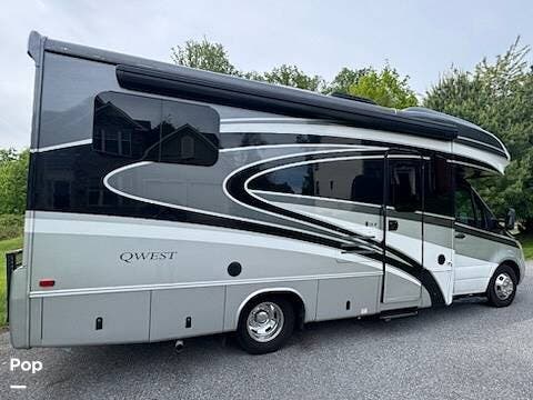 2023 Qwest 24N by Entegra Coach from Pop RVs in Ellicott City, Maryland