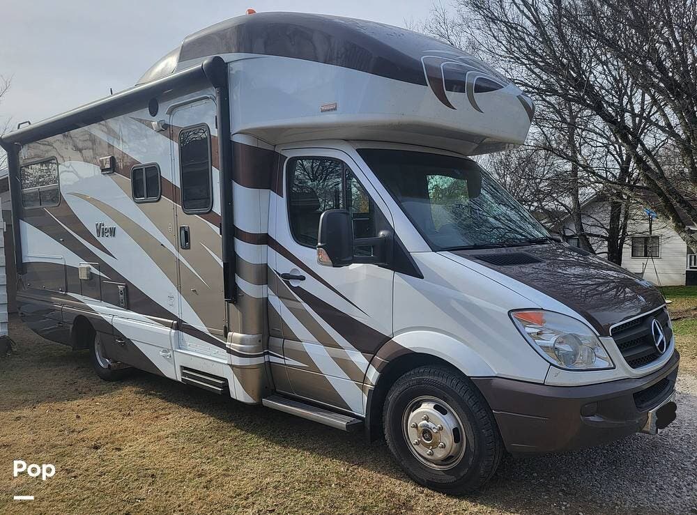 2014 Winnebago View 24J - Used Class C For Sale by Pop RVs in Hot Springs, Arkansas features Slideout