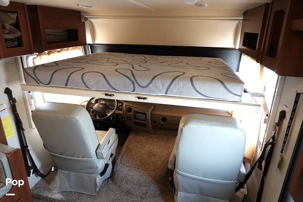 Used 2016 Fleetwood Storm 35SK available in Del Valle, Texas