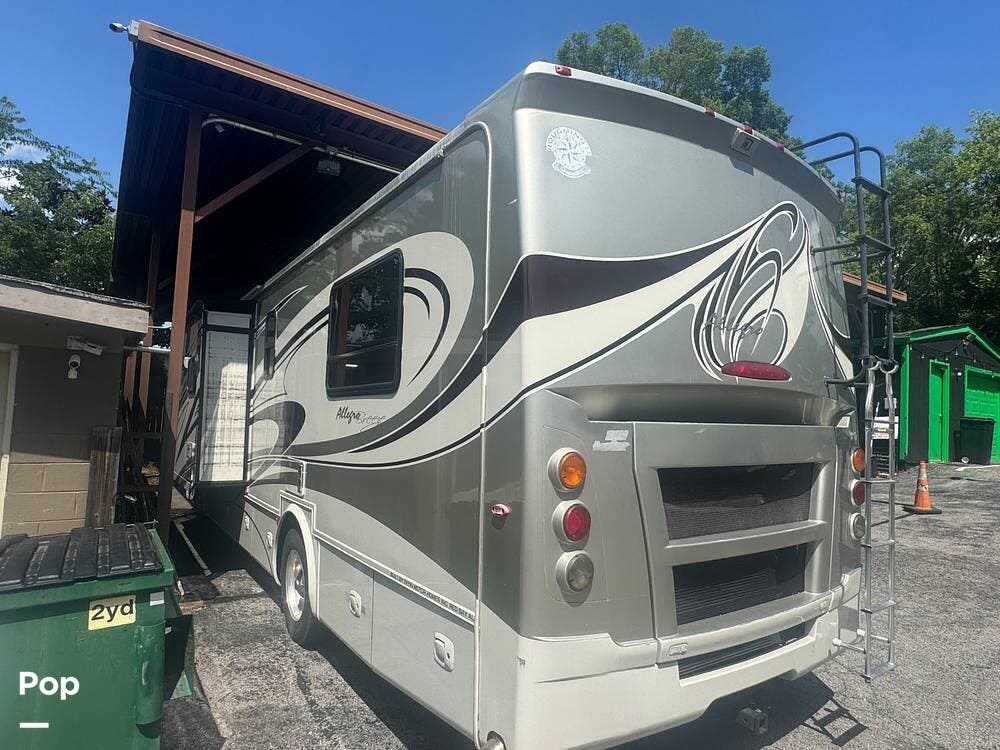 Used 2011 Tiffin Allegro Breeze 32BR available in Nashville, Tennessee
