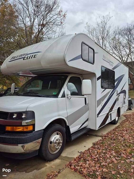 2021 Thor Motor Coach Freedom Elite 22HE - Used Class C For Sale by Pop RVs in Suffolk, Virginia