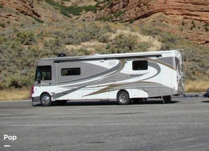 2011 Winnebago Adventurer 35P - Used Class A For Sale by Pop RVs in Palmview, Texas features Air Conditioning, Slideout, Generator