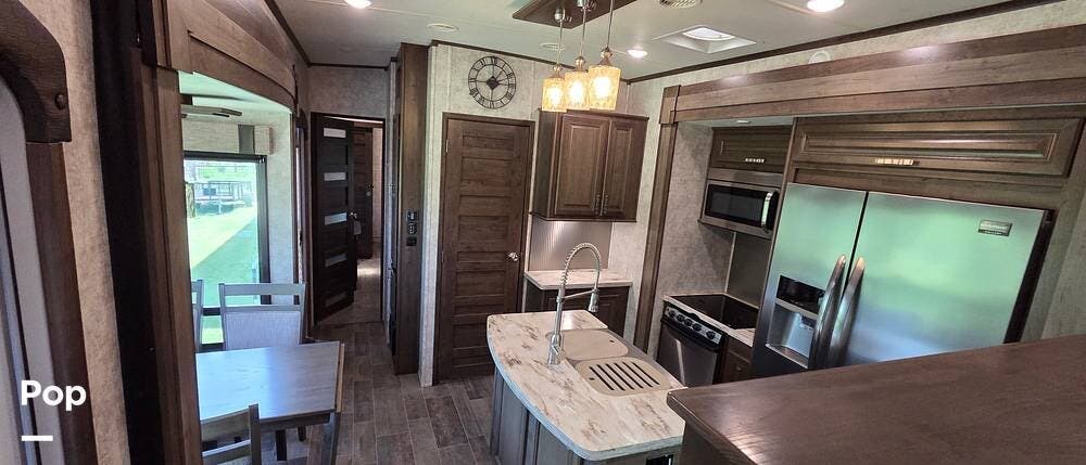 2018 Highland Ridge Open Range 3X 387RBS - Used Fifth Wheel For Sale by Pop RVs in Ardmore, Oklahoma features Air Conditioning, Awning, Leveling Jacks, Slideout