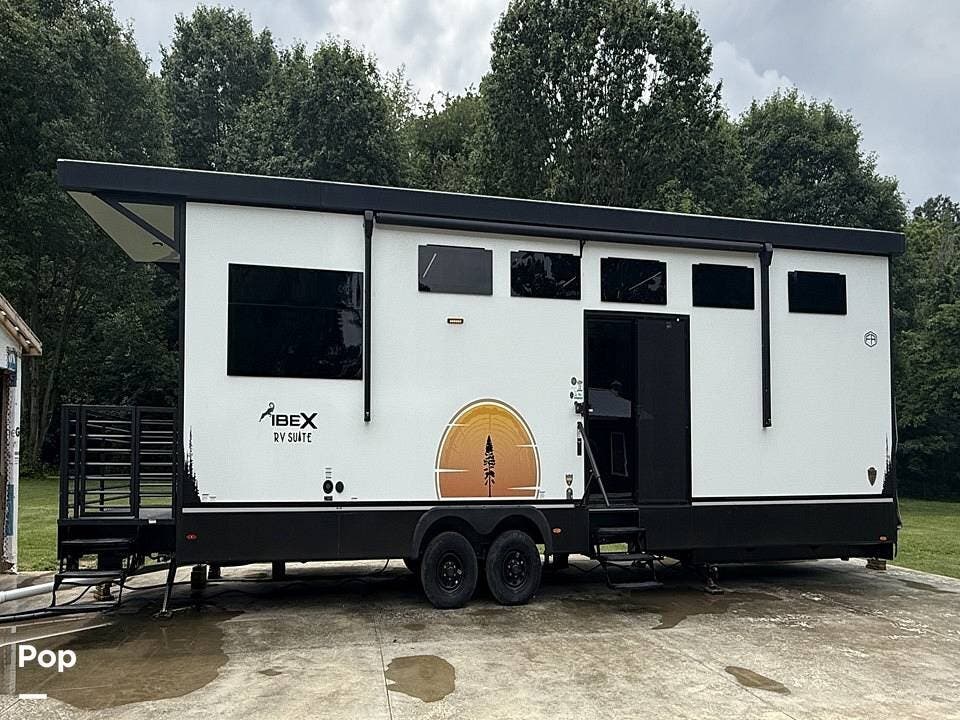 2025 Forest River IBEX RVS3 - Used Travel Trailer For Sale by Pop RVs in Marengo, Ohio features Slideout, Leveling Jacks, Awning, Air Conditioning
