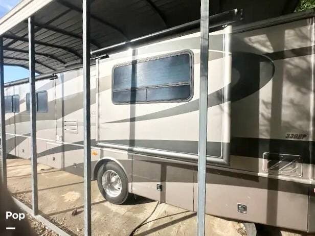 2005 Discovery 39S by Fleetwood from Pop RVs in Phenix City, Alabama