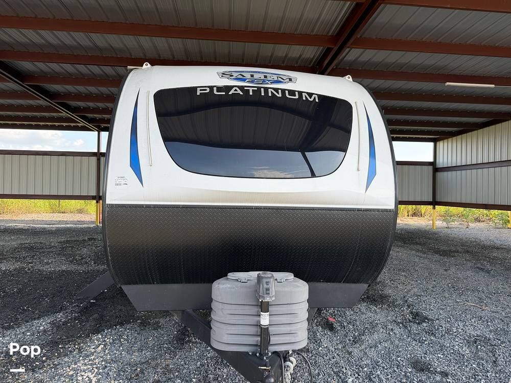 2024 Forest River Salem FSX 290RTKX - Used Toy Hauler For Sale by Pop RVs in Farmersville, Texas features Air Conditioning, Leveling Jacks, Awning, Slideout