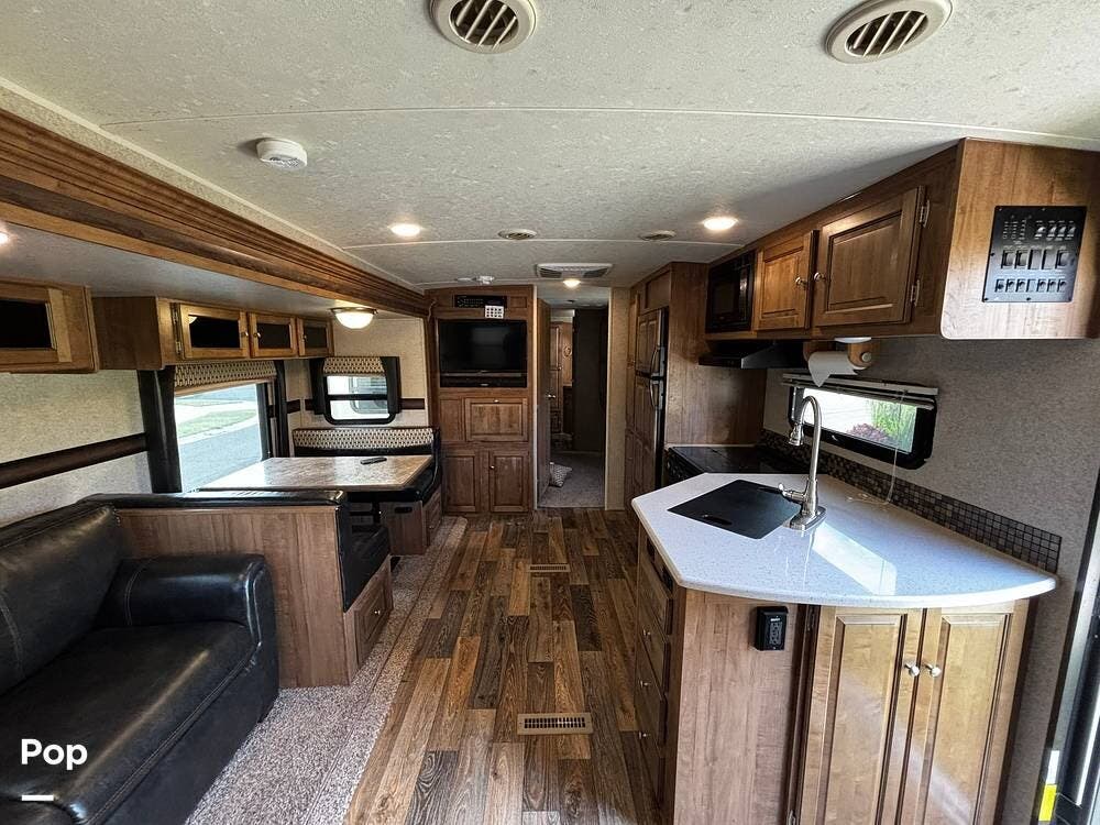 2017 Rockwood Ultra V 2715VS - Used Travel Trailer For Sale by Pop RVs in Rexburg, Idaho features Awning, Slideout, Air Conditioning