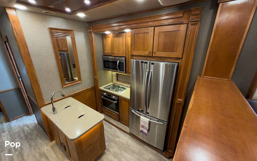 Used 2019 Vanleigh Vilano 375FL available in Lakeland, Florida