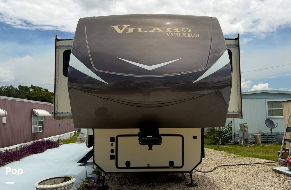 2019 Vilano 375FL by Vanleigh from Pop RVs in Lakeland, Florida