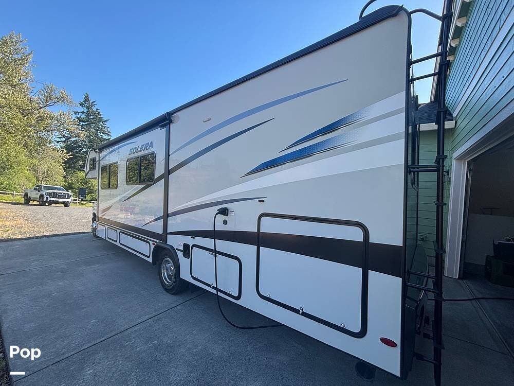 2021 Forest River Solera 32DSK - Used Class C For Sale by Pop RVs in Kalama, Washington features Leveling Jacks, Slideout, Awning, Generator, Air Conditioning