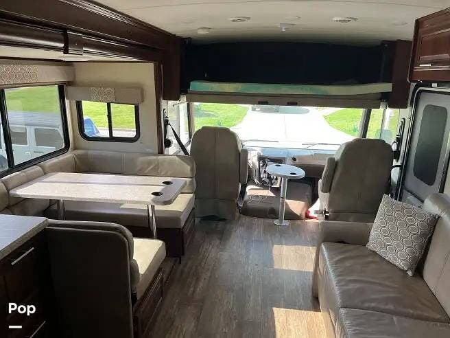 2018 Forest River FR3 32DS - Used Class A For Sale by Pop RVs in East Peoria, Illinois features Leveling Jacks, Air Conditioning, Slideout, Awning, Generator