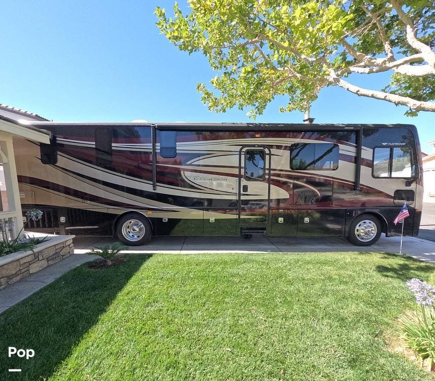 2015 Excursion 35E by Fleetwood from Pop RVs in Lancaster, California