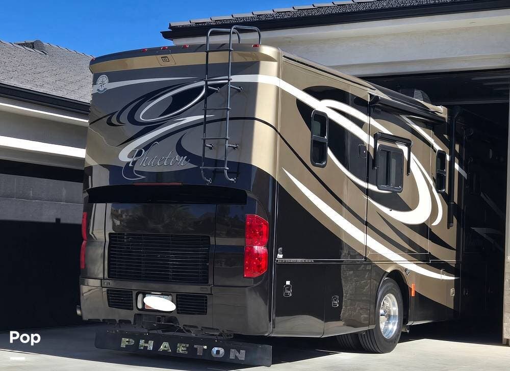 2012 Tiffin Phaeton 40QBH Powerglide - Used Diesel Pusher For Sale by Pop RVs in Washington, Utah features Slideout