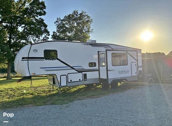2025 Arctic Wolf 278BHS by Cherokee from Pop RVs in Indian Trail, North Carolina