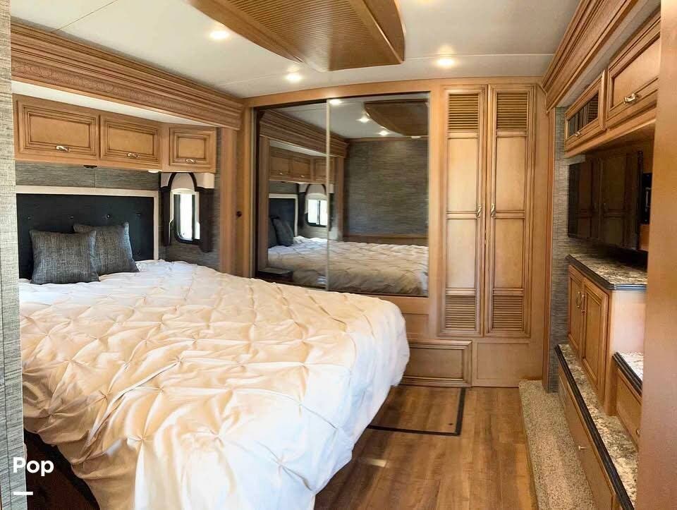 2015 Newmar Ventana 3636 - Used Diesel Pusher For Sale by Pop RVs in Wickenburg, Arizona features Slideout