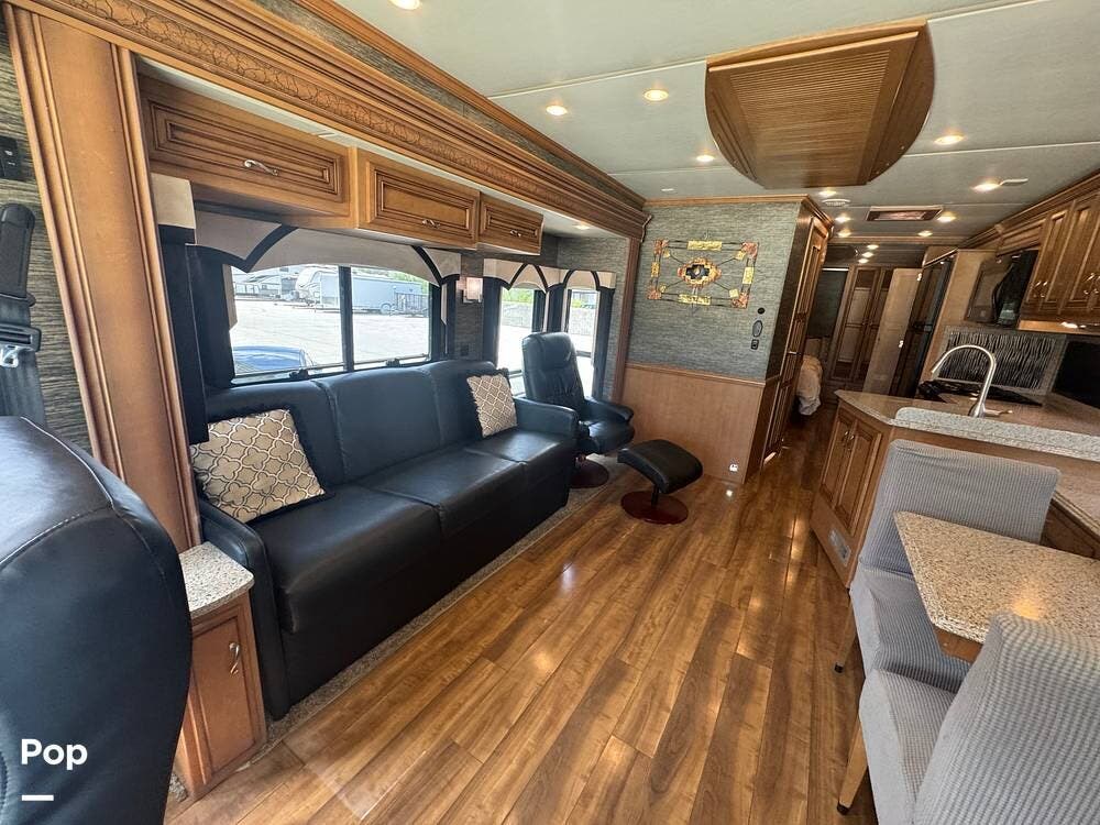 Used 2015 Newmar Ventana 3635 available in Wickenburg, Arizona