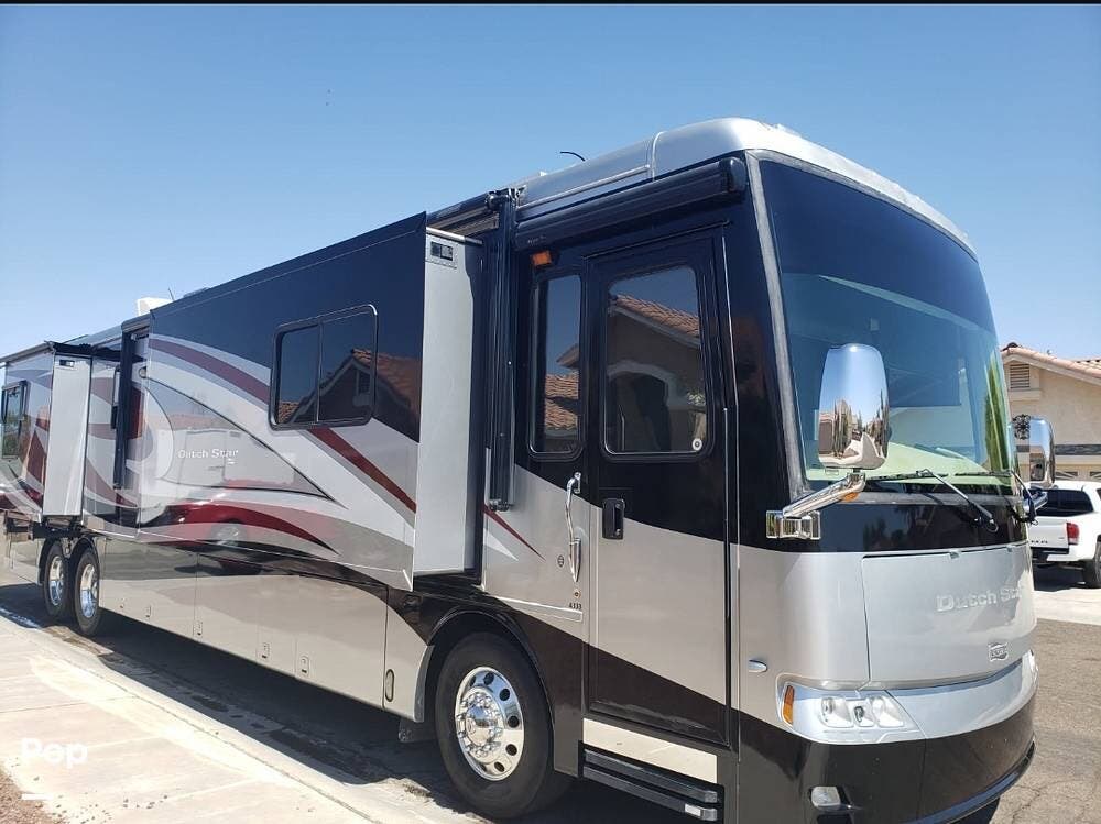 2010 Newmar Dutch Star 4333 - Used Diesel Pusher For Sale by Pop RVs in Yuma, Arizona features Slideout