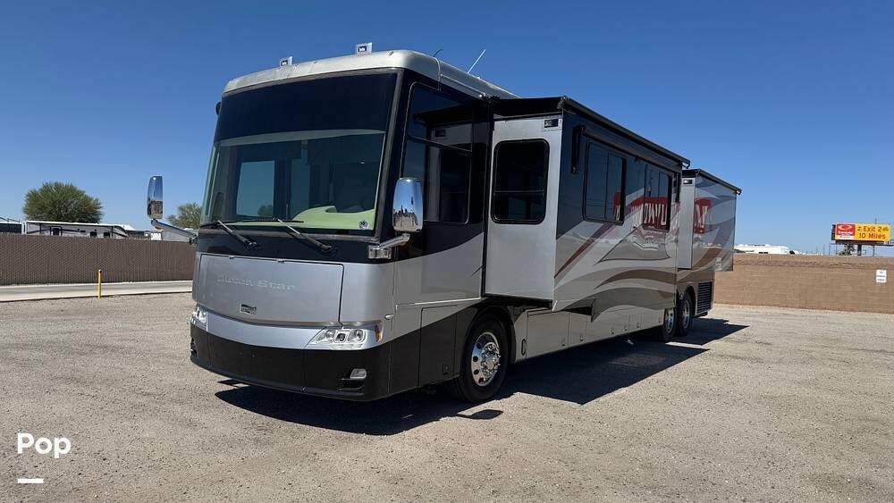 2010 Newmar Dutch Star 4333 - Used Diesel Pusher For Sale by Pop RVs in Yuma, Arizona features Generator, Slideout, Air Conditioning, Awning, Leveling Jacks