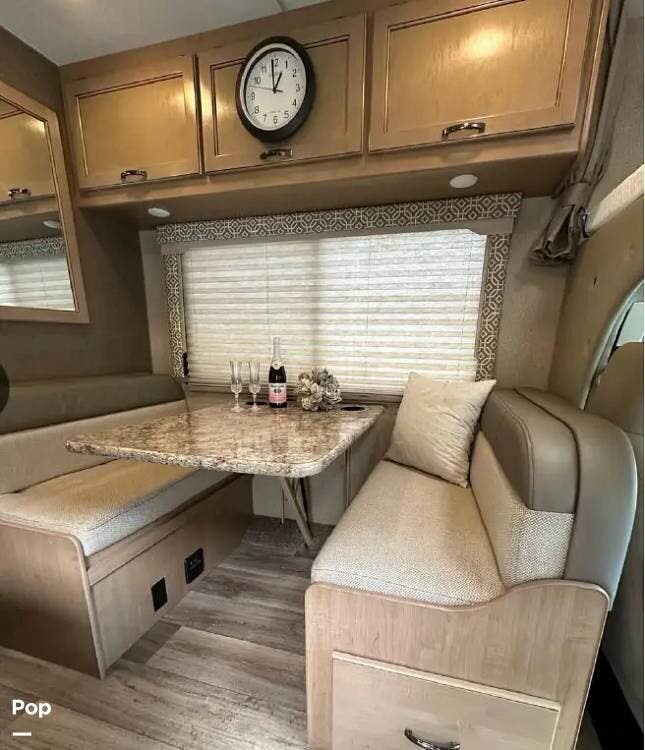 2018 Freedom Elite 22FE by Thor Motor Coach from Pop RVs in Las Vegas, Nevada