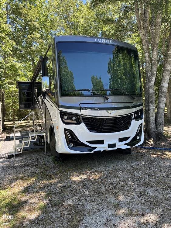 2024 Fleetwood Fortis 36Y - Used Class A For Sale by Pop RVs in Sunset Beach, North Carolina features Slideout