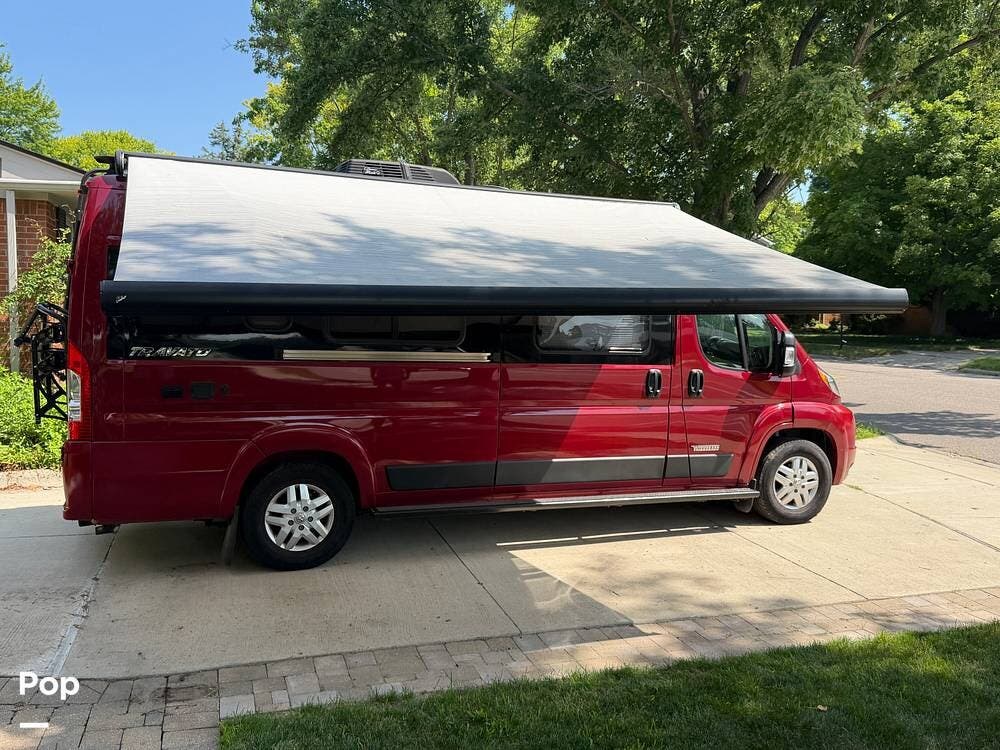 2022 Winnebago Travato 59K - Used Class B For Sale by Pop RVs in Rochester, Michigan features Air Conditioning, Awning, Generator