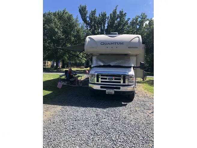 Used 2016 Thor Motor Coach Quantum LF31 available in Darnestown, Maryland